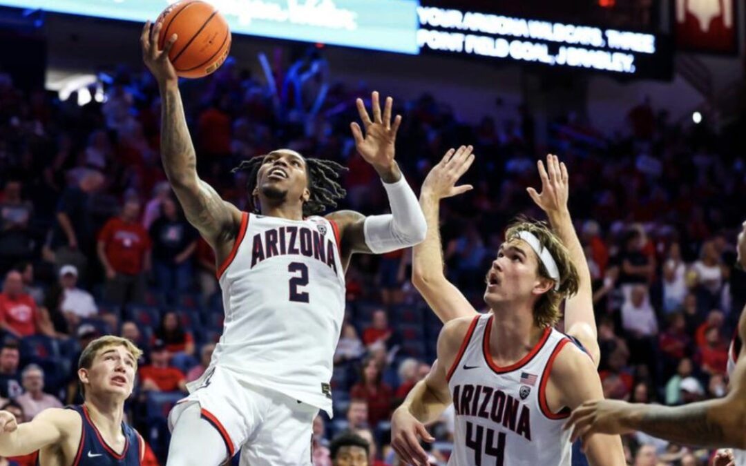 Arizona encabeza la encuesta semanal de baloncesto