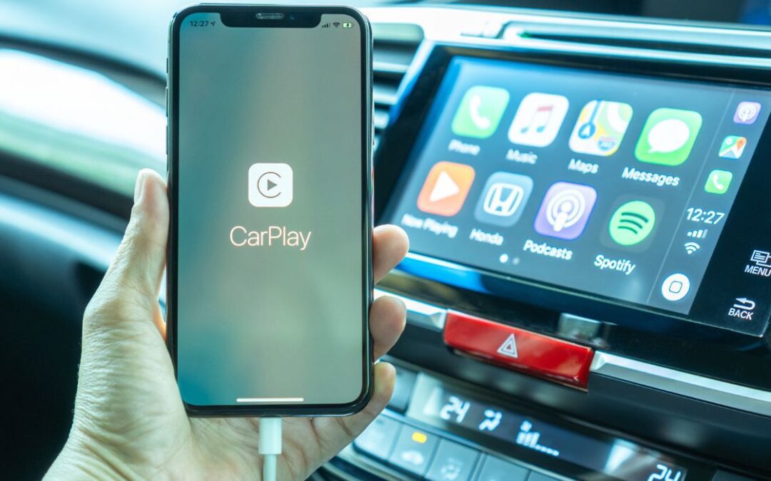 GM To Phase Out Apple CarPlay Functionality