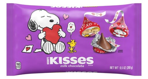Hershey’s Partners With Snoopy