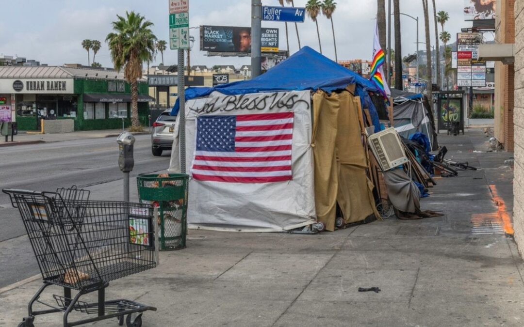 La ciudad implementará campamentos para personas sin hogar autorizados