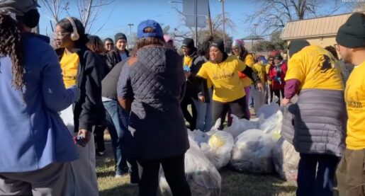 VIDEO: Over 1,000 Volunteers Clean Up Fair Park