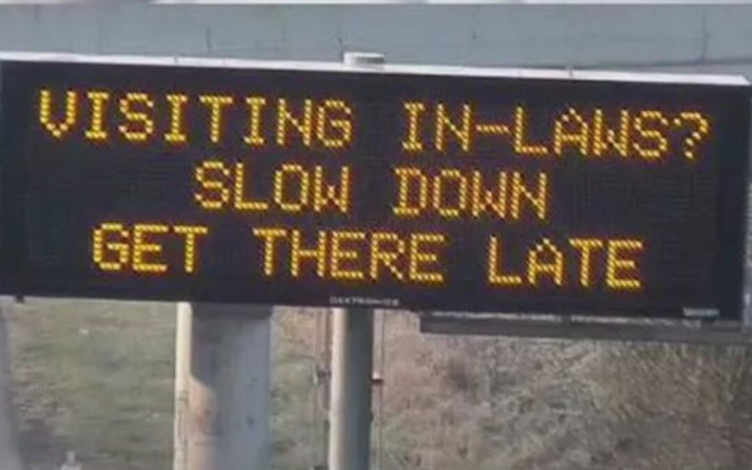 Los federales quieren eliminar el humor de las señales de tráfico
