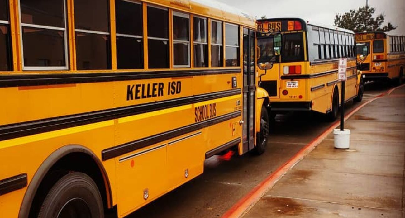 Autobús escolar del distrito escolar independiente de Keller