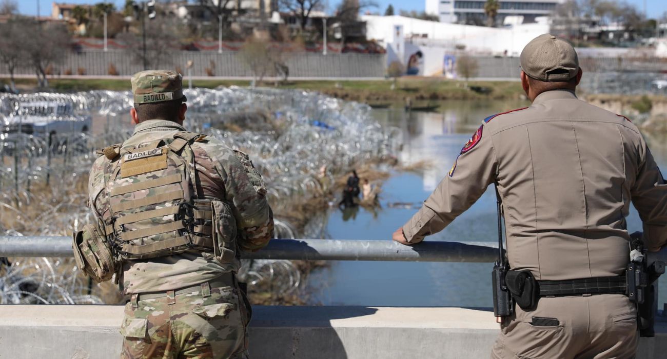 Texas National Guard soldier and Texas DPS trooper at southern border