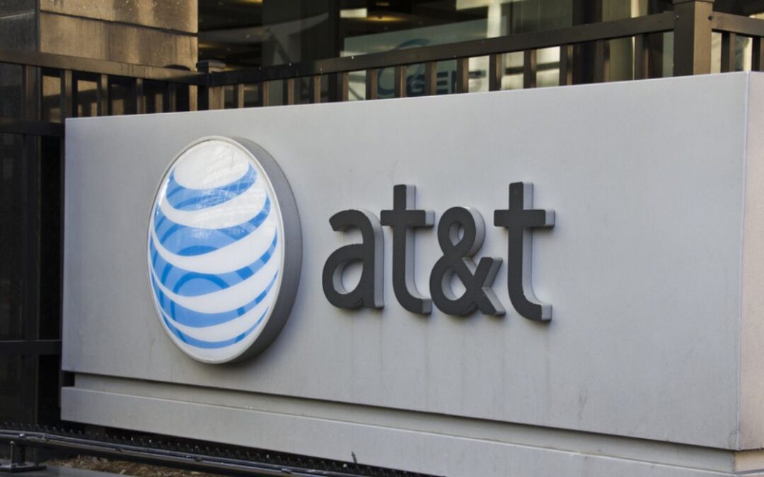 AT&T Blames Service Outage on Software Glitch
