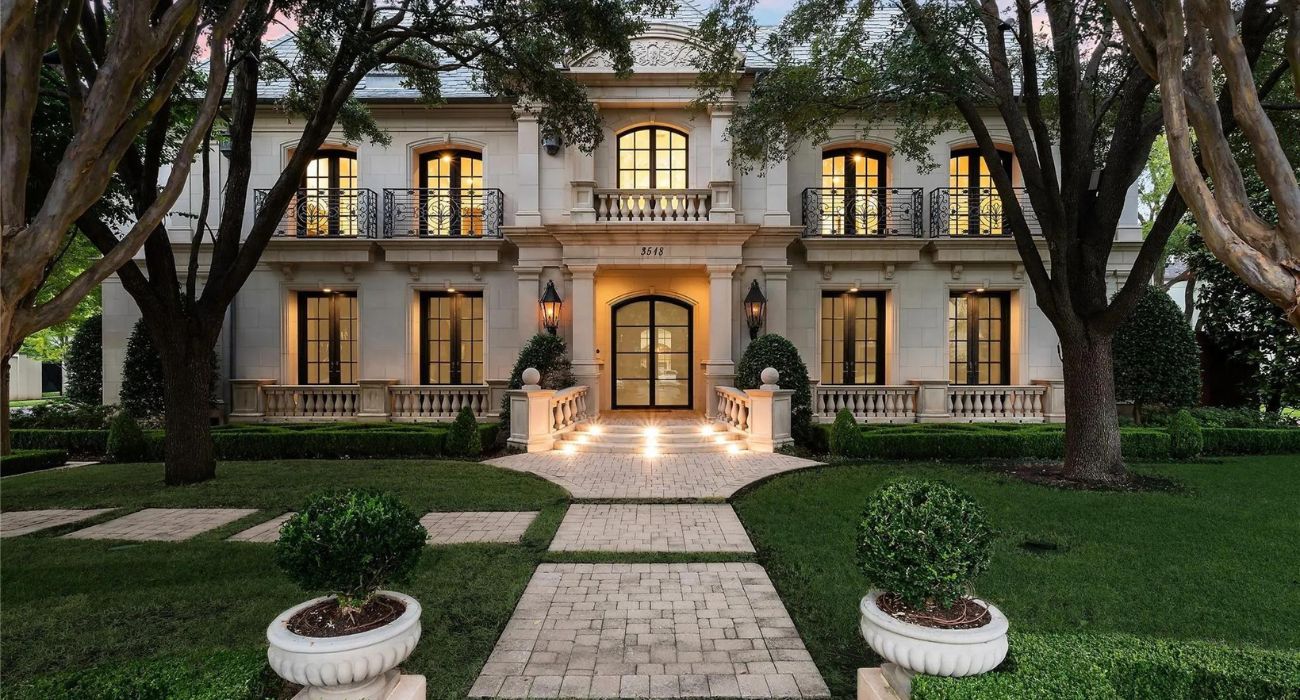 Current home for sale in Highland Park, Texas.