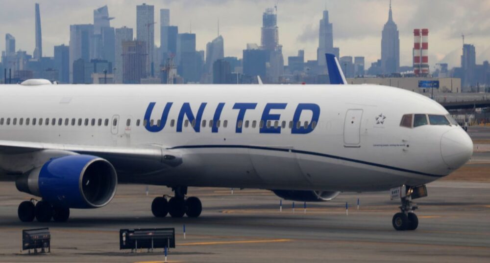 Bad Headlines Prompt Letter From United Airlines