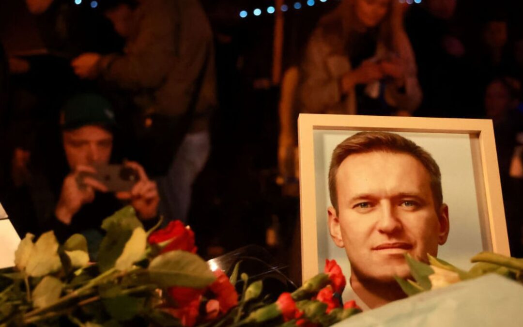 Russian Dissidents Defiant as Navalny Buried