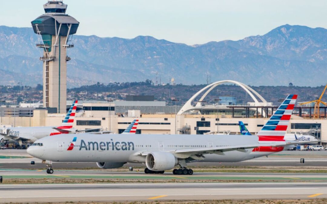 Boeing Jet realiza un aterrizaje de emergencia en LAX