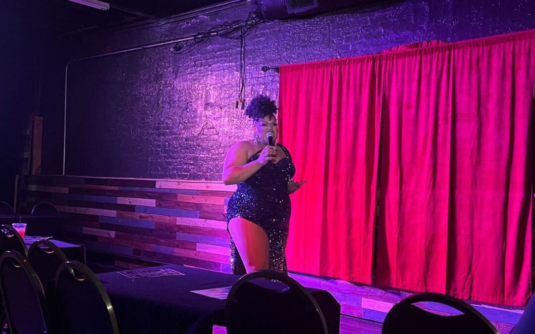 Cowtown Bar presenta cabaret drag