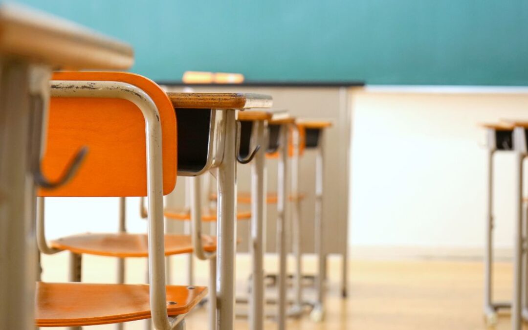 Los distritos escolares independientes del norte de Texas enfrentan decisiones difíciles