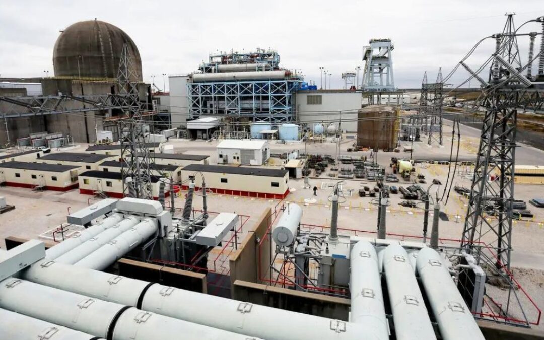 Abbott explora el valor de los pequeños reactores nucleares