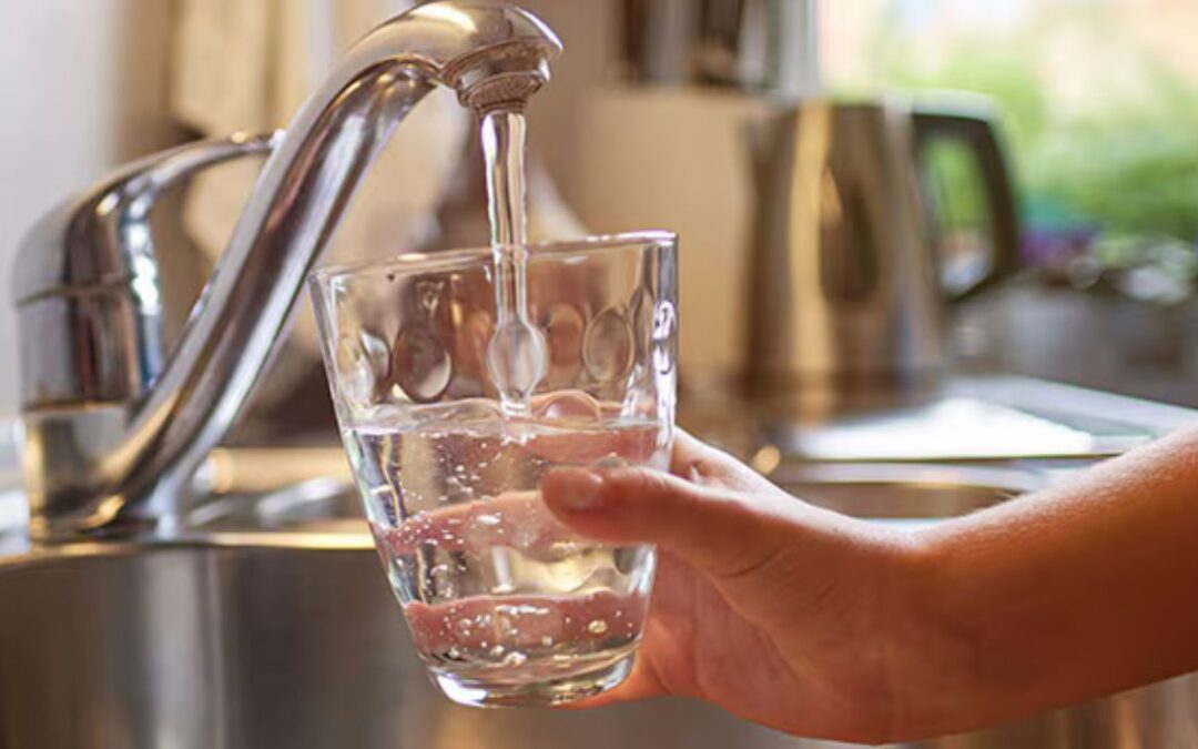 Los federales anuncian estándares para el agua potable