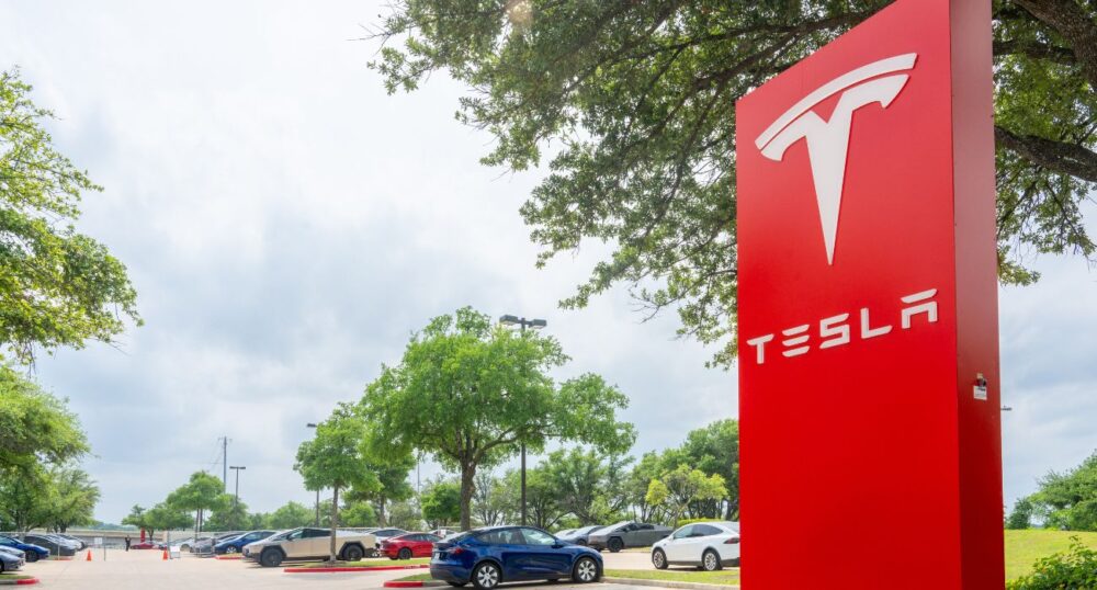 Tesla Slashes 10% of Global Workforce