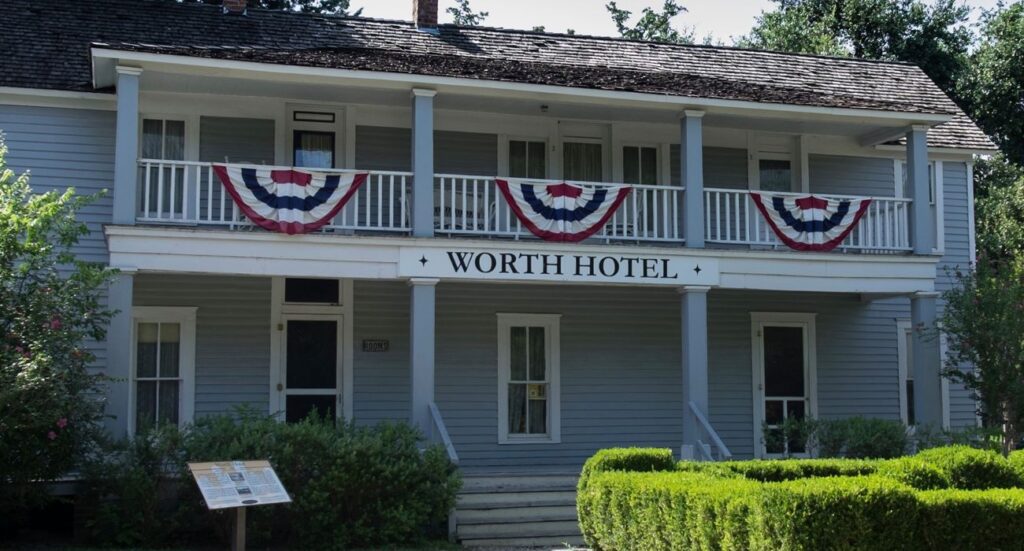 Worth Hotel at Old City Park