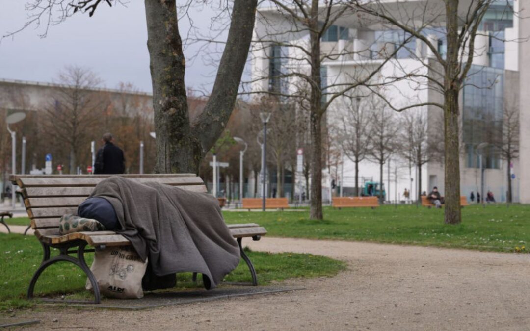 Corte Suprema escuchará caso sobre multas a personas sin hogar