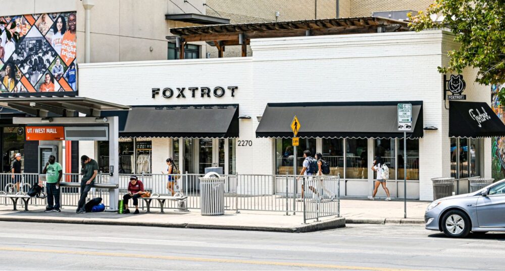 VIDEO: Foxtrot Shuts Down With Customers Inside