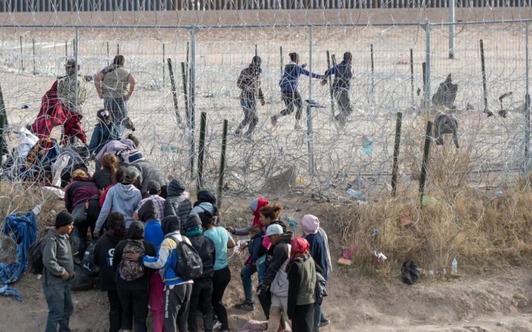 Juez libera a inmigrantes ilegales de disturbios fronterizos