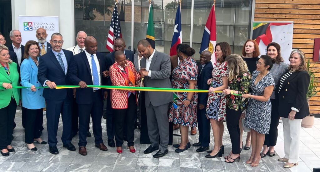 Dallas Mayor Eric Johnson at the new Tanzanian American Chamber of Commerce in the International District in North Dallas. | Image by Carlos Turcios/The Dallas Express