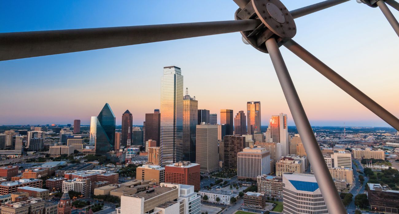 Dallas Cityscape | Image by f11photo/Shutterstock