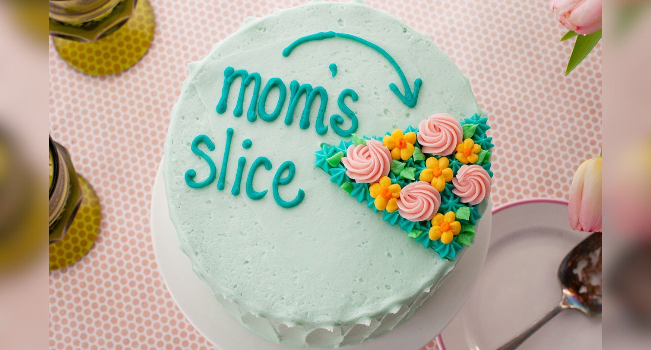 Mom's Slice Decorated Cake | Image by SusieCakes