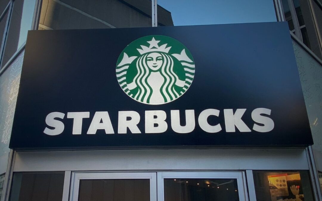 El ex ejecutivo de Starbucks aparentemente nombra a su sucesor