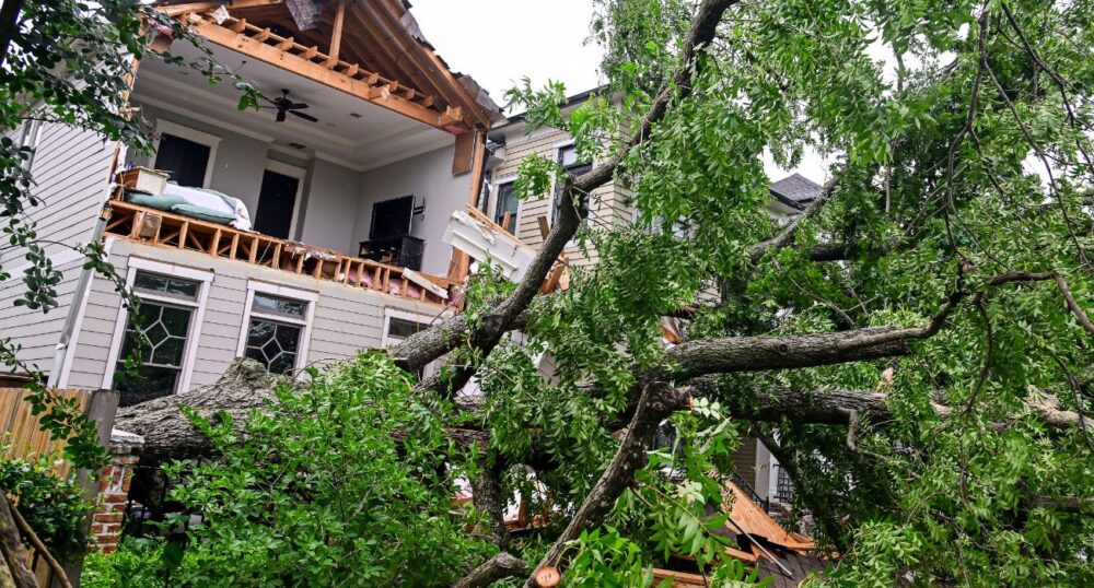 TX Storm Aftermath: Power Outages Persist