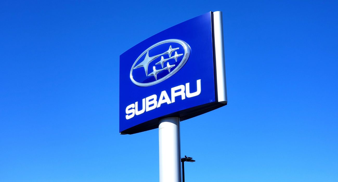 Subaru Dealership Sign | Image by Retail Photographer/Shutterstock