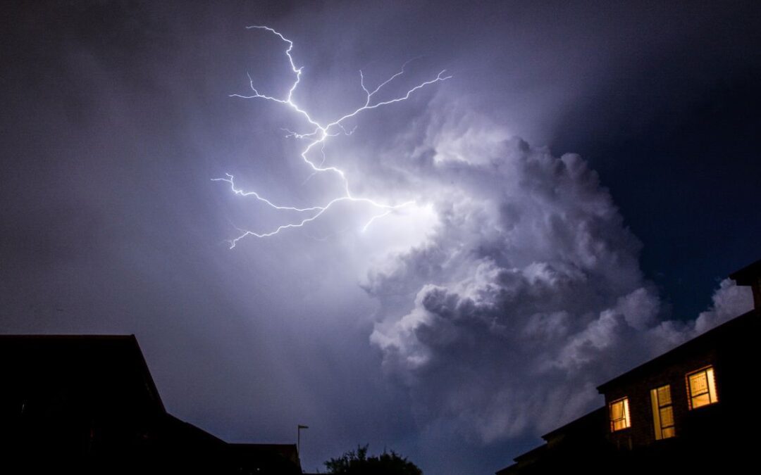 Hundreds of Thousands Without Power After DFW Storms
