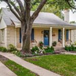 Check Out These Two Listings in Hollywood Heights