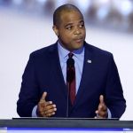 Dallas Mayor Challenges Police Chief Over $25 Million ICE Offer