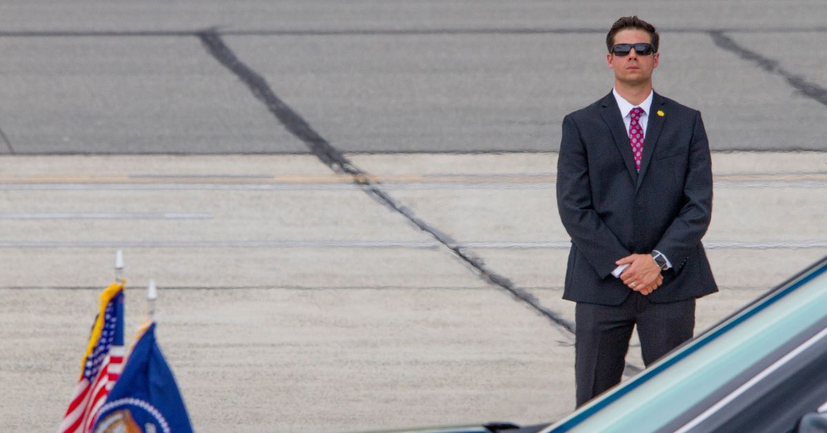 Lawmaker calls for secret service hiring changes