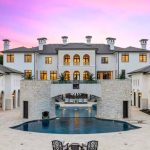 Attention Future Influencers, Singers, Or Closet Divas: This Home’s For You