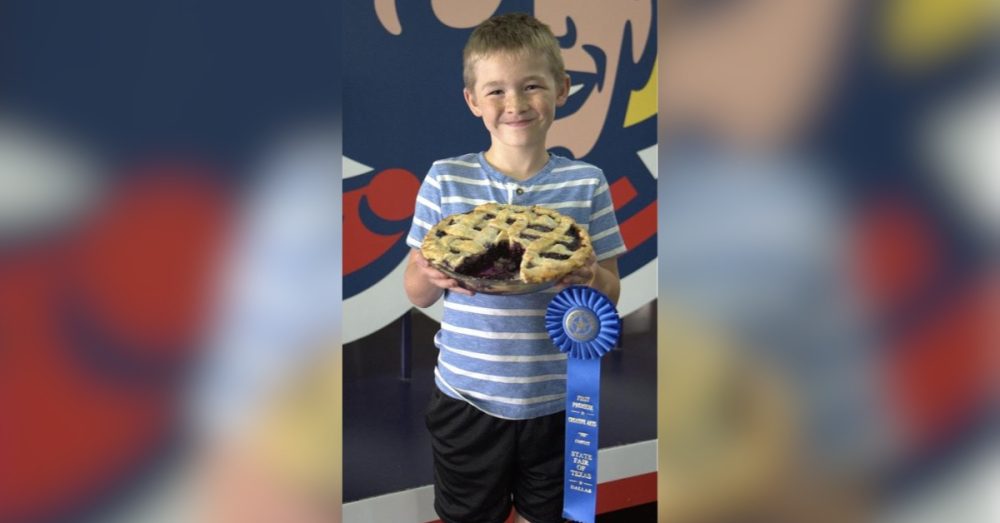 Texas Boy Wins Blue Ribbon In Baking Competition