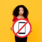 Texas Education Agency Commissioner Endorses Statewide Ban on Student Cell Phone Usage