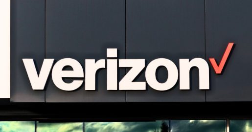 Verizon Moves To Acquire Frontier Communications