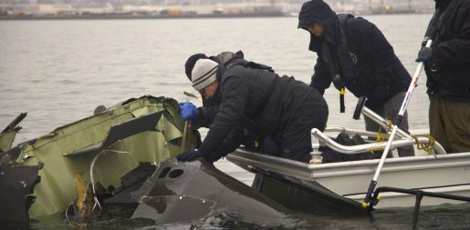 Crane Barges And Divers Deployed To Recover Plane From Potomac