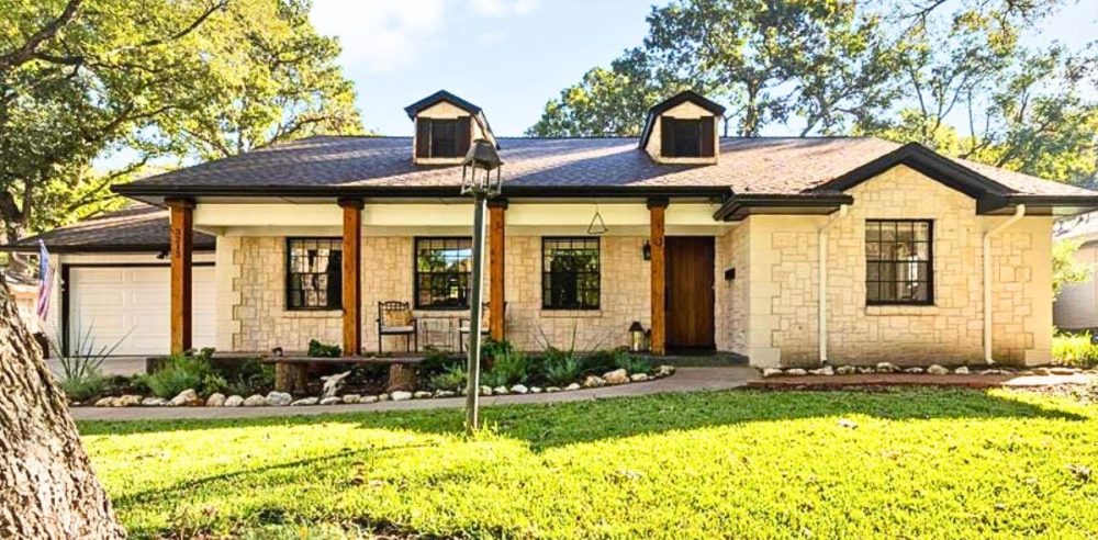 Charming Midcentury Modern Gem In Fort Worth’s Tanglewood Awaits