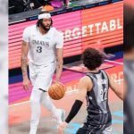 Davis’ Dynamic Return Sparks Mavericks’ Playoff Hopes As They Take Down Nets