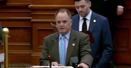 Texas Amends Rural Health Bill To Ban Minors’ Social Transitioning