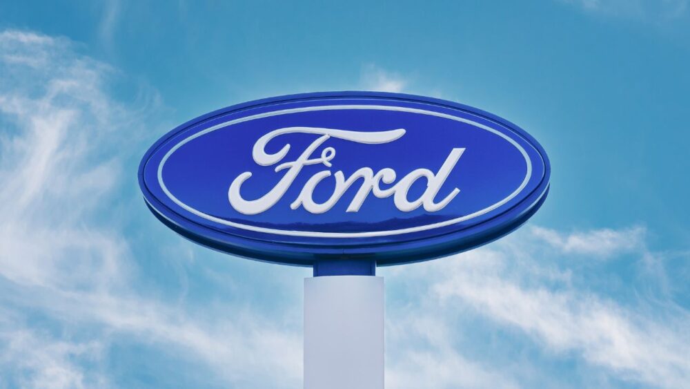 Ford Recalls Nearly 274,000 SUVs Over Brake Fluid Leak Risk