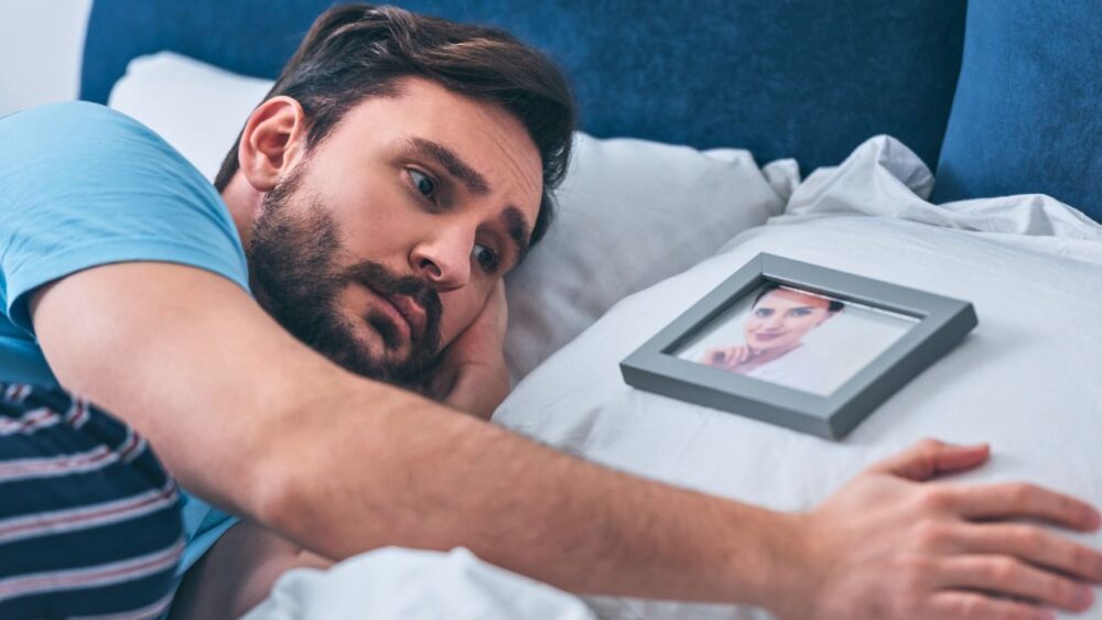 Men Twice As Likely To Die From ‘Broken Heart Syndrome’