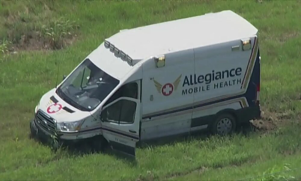 Naked Man Steals Ambulance, Leads Police On Chase In North Texas