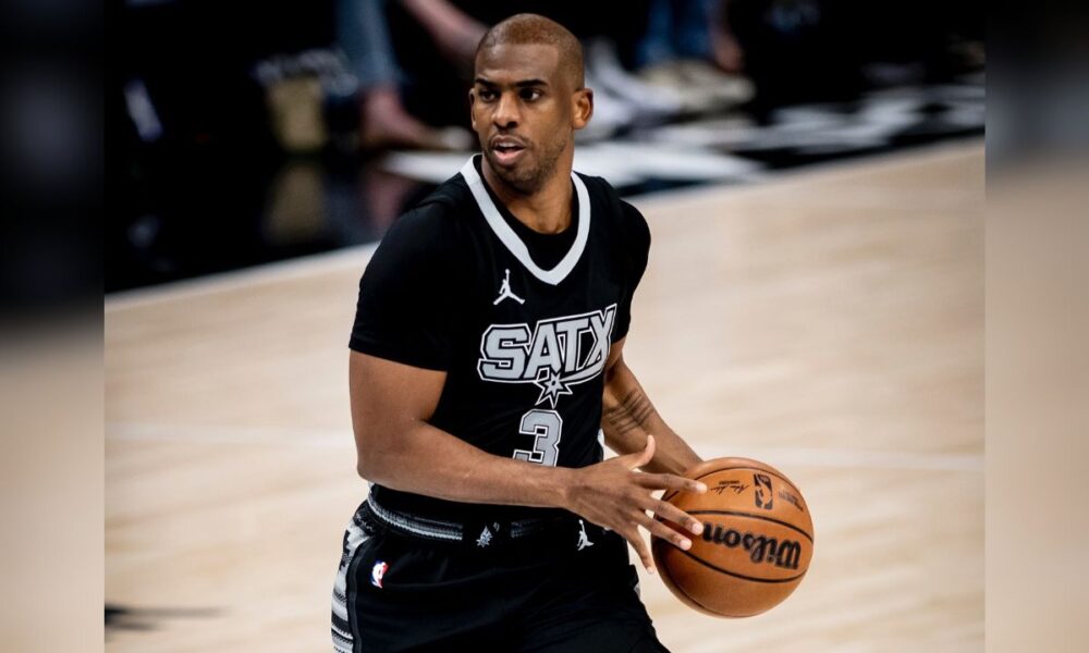Mavericks Eyeing Chris Paul As Free Agency Target