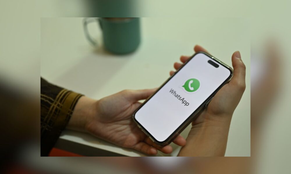 WhatsApp Banned On U.S. House Devices Over Security Concerns