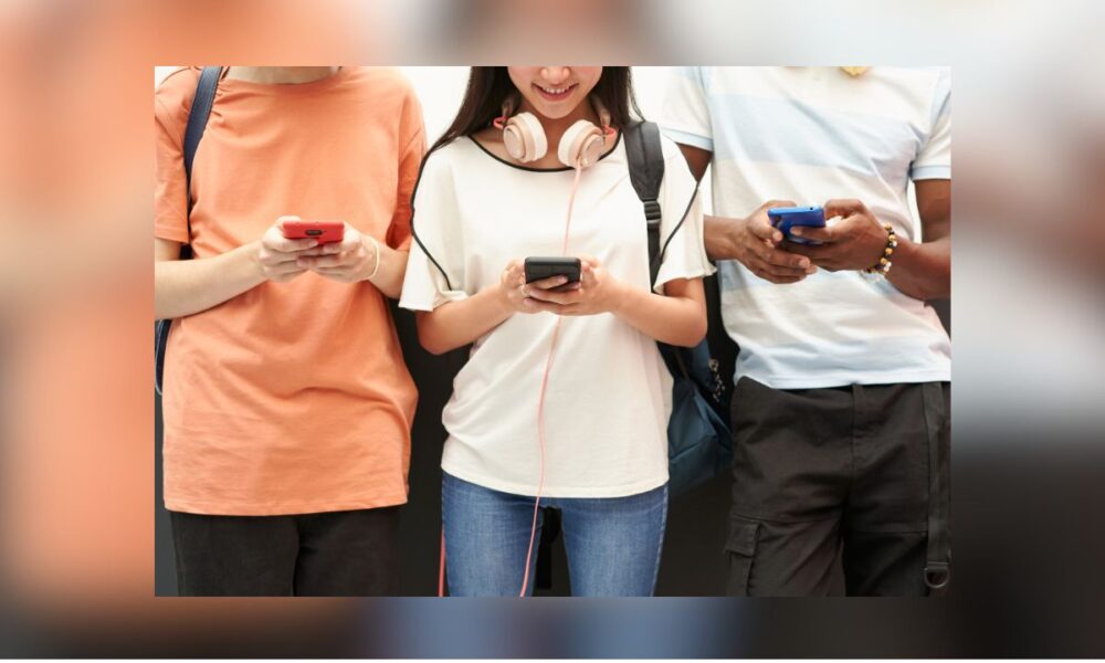 Textbooks, Not Texts: Texas Bans Cellphones To Boost School Focus