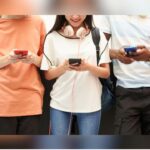 Textbooks, Not Texts: Texas Bans Cellphones To Boost School Focus