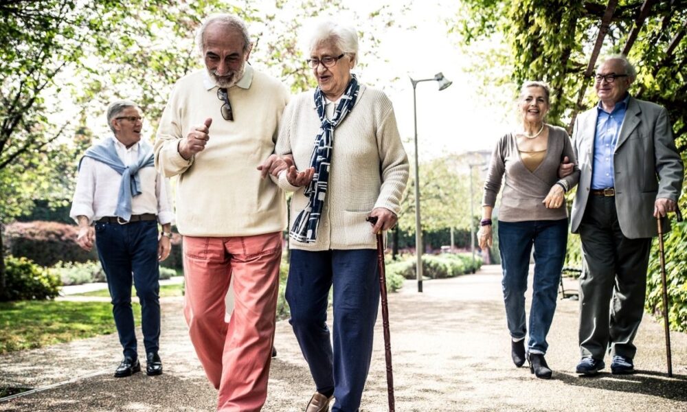 Pick Up The Pace, Perk Up Your Health: Study Shows Faster Walking Boosts Function In Seniors