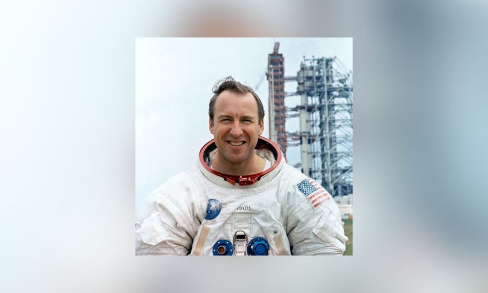 Astronaut Jim Lovell, Apollo 13 Commander, Dies At 97