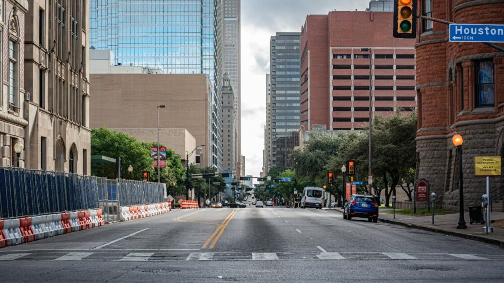 Dallas Teams Up with Smart Surfaces Coalition To Cool Hottest Neighborhoods